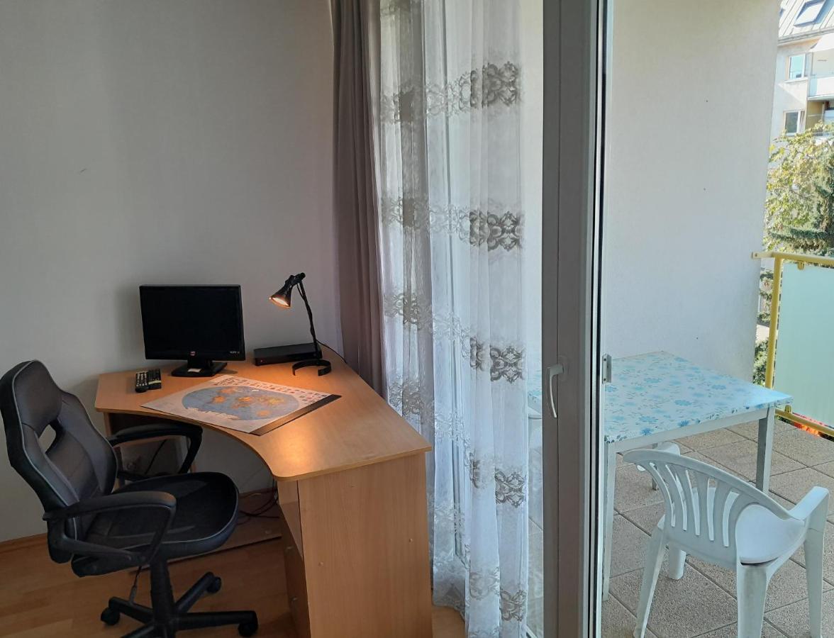 Serviced Apartment With Sunny Balcony Viyana Dış mekan fotoğraf
